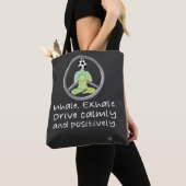 Calm Car Ride Zuhause Burpless Cucumber Soccer Tasche (Von Nahem)