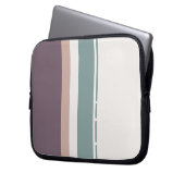 Calm Neutral Stripes – Minimal Workspace Mat Laptopschutzhülle (Vorderseite Links)