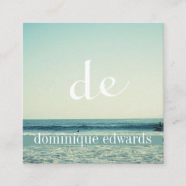 Calm Ocean Wave Beach Scene Moderne Monogram Quadratische Visitenkarte