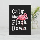 Calm The Flock Down Flamingo Funny Einladung (Stehend Vorderseite)
