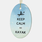 Calm und Kayak mit Namensdatum behalten Keramik Ornament (Links)