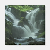 Calming Waterfall Magnet (Vorne)