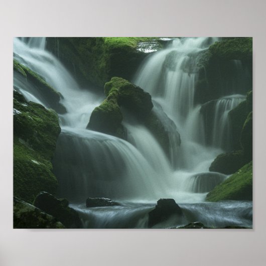 Calming Waterfall Poster (Vorne)