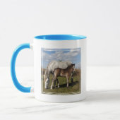 Camargue-Fohlen mit Mutter Tasse (Links)