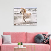 Camargue Horse läuft aus dem Surf Leinwanddruck (Insitu (Wohnzimmer))