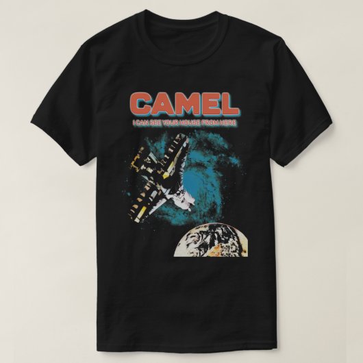 CAMEL BAND trägt einen Kap Essenzieller T - Shirt (Design vorne)