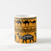 Camels Illustration Nahtloses Muster. Kaffeetasse (Mittel)