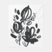 Cameo Bloom - Schwarzweiß Fleecedecke (Vorderseite)