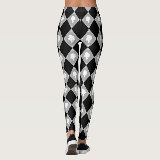 Cameo Harlequin Muster in Schwarz, Weiß, Grau Leggings (Rückseite)