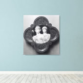 Cameo mit dem Kaiser Honorius und seiner Ehefrau Leinwanddruck (Insitu (Holzboden))