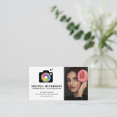 Camera-Logo | Modell-Holding-Rose Visitenkarte (Stehend Vorderseite)