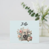Camera with Flowers Retro Pastel Hello Postkarte (Stehend Vorderseite)