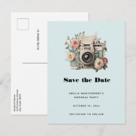 Camera with Flowers Retro Pastel Image Ankündigungspostkarte