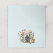 Camera with Flowers Retro Pastel Platzkarte (Außenseite Aufgefaltet)