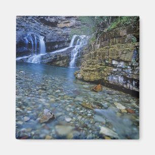 Cameron Falls im Waterton-Lakes-Nationalpark in 2 Magnet