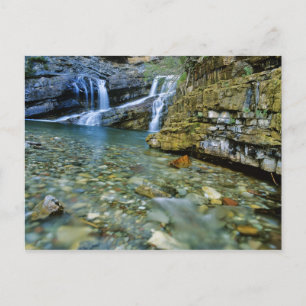 Cameron Falls im Waterton-Lakes-Nationalpark in Postkarte