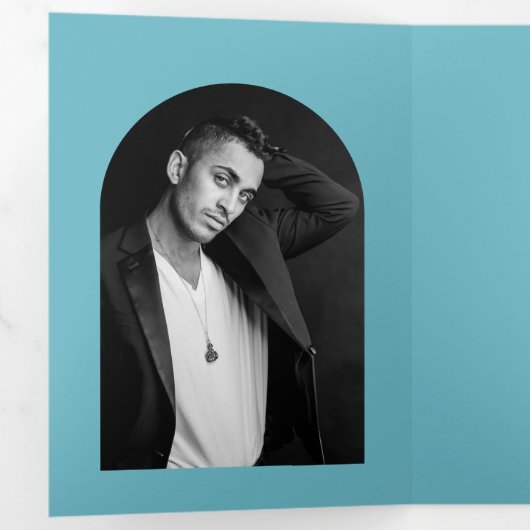 Camila Aqua Arch Moderne Hochzeit retten Datum Dreifach Gefaltete Ankündigung (Innen Erste Seite)