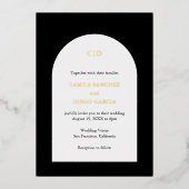Camila Black Arch Moderne Hochzeit Folieneinladung (Vorderseite)