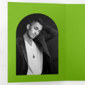 Camila Green Arch Moderne Hochzeit retten Datum Dreifach Gefaltete Ankündigung (Innen Erste Seite)