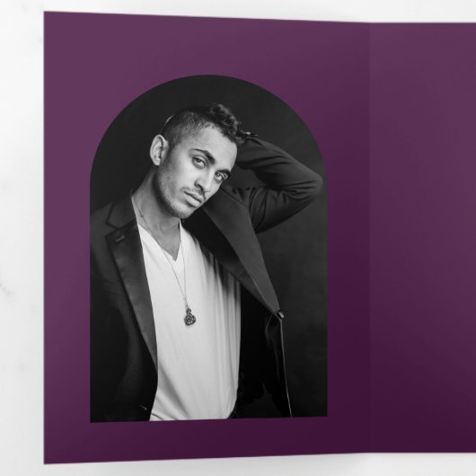 Camila Lila Arch Moderne Hochzeit retten Datum Dreifach Gefaltete Ankündigung (Innen Erste Seite)