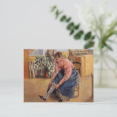 Camille Pissarro - Frau, die ihre Strümpfe anzieht Postkarte (Stehend Vorderseite)