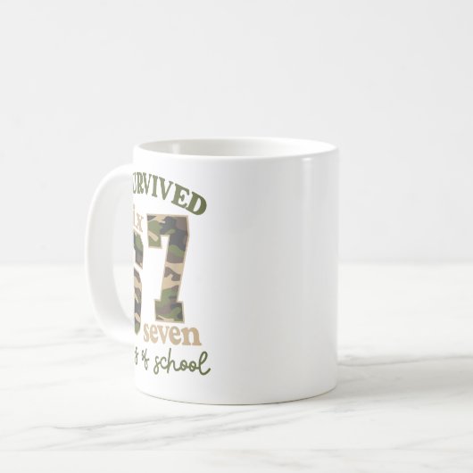 Camo I Survived 67 Six Seven Days Of School Teache Kaffeetasse (Vorderseite Links)
