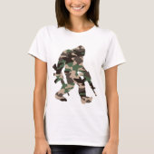 Camouflage Bigfoot Sasquatch T-Shirt (Vorderseite)