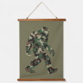 Camouflage Bigfoot Sasquatch Wandteppich Mit Holzrahmen (Vorderseite)