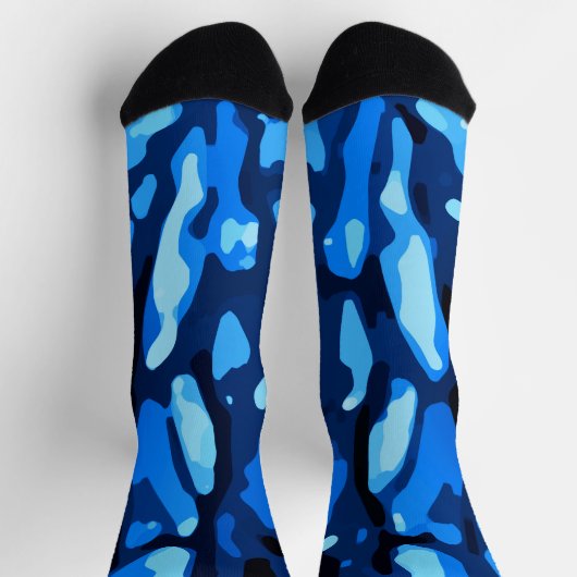 Camouflage Blaues Abstraktes Muster Socken (Oben)
