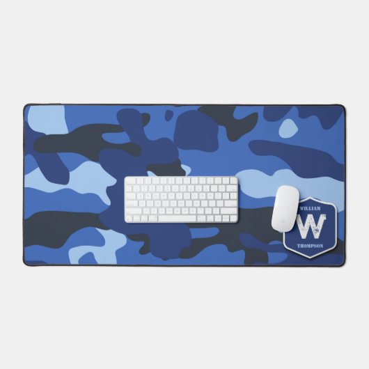 Camouflage Blue Camouflage Army Pattern Monogram Schreibtischunterlage (Tastatur & Maus)