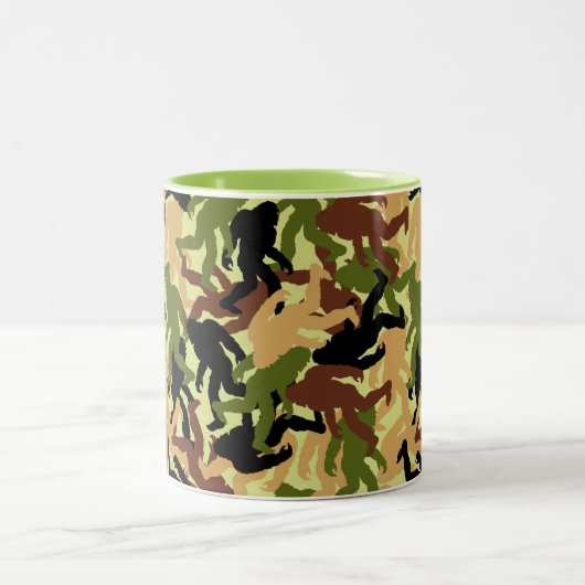 Camouflage Camouflage Bigfoot Gemustert Jagd Zweifarbige Tasse (Mittel)