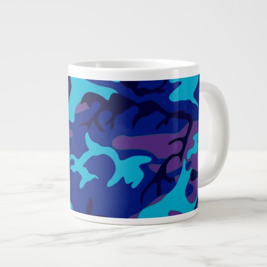 Camouflage Dark Blue & Lila Pattern Jumbo-Tasse (Vorderseite Rechts)