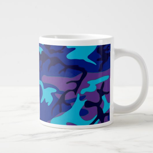 Camouflage Dark Blue & Lila Pattern Jumbo-Tasse (Rechts)