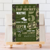 Camouflage der Armee zum Geburtstag Ankündigung