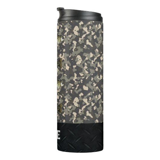 Camouflage largemouth Bass Fishing Name Männer Thermosbecher (Nach rechts gedreht)