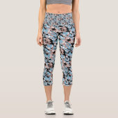 Camouflage Muster - Graues, blaues Schwarz Capri Leggings (Vorderseite)