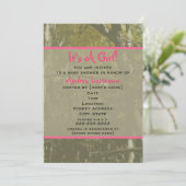 Camouflage & Pink Babydusche Einladung (Stehend Vorderseite)