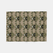 Camouflage Skull und Crossbones Fleece Blankon (Vorderseite (Horizontal))