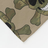 Camouflage Skull und Crossbones Fleece Blankon (Ecke)