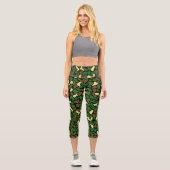 Camouflage Wobble Tile Pattern Capri Leggings (Vorderseite)