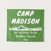 Camp Bachelorette Camping Prop-Zeichen Wandteppich (Vorderseite (Horizontal))