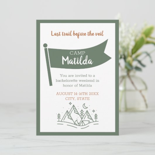 Camp Bachelorette Green Weekend Itinerary Einladung (Stehend Vorderseite)