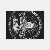 Camp Bachelorette Party-Matching Fleecedecke (Vorderseite (Horizontal))
