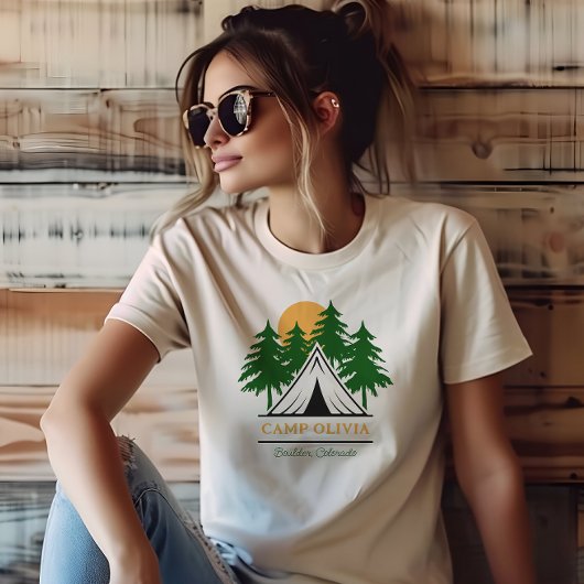 Camp Bachelorette Personalisiertes Shirt