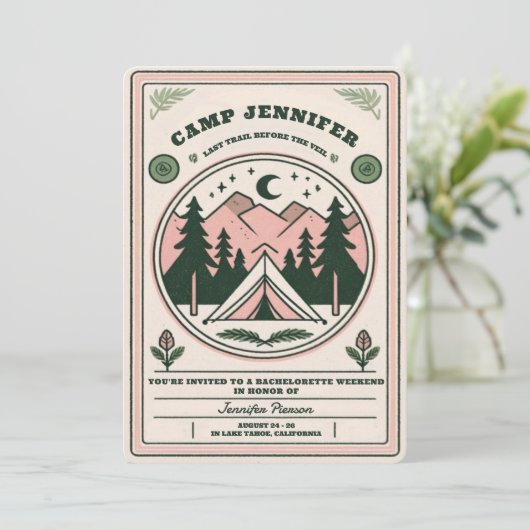 Camp Bachelorette Rustikales Waldgebirge Einladung (Stehend Vorderseite)