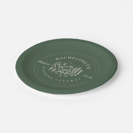 Camp Bachelorette Weekend Pappteller (Schrägansicht)