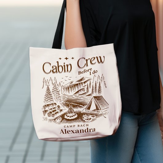 Camp Cabin Crew vor Bachelorette Tasche