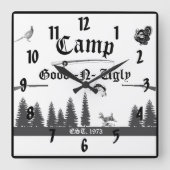 Camp Name des Waldes Quadratische Wanduhr (Vorderseite)