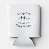 Camp one happy birthday name date campingadventure dosenkühler (Rückseite)