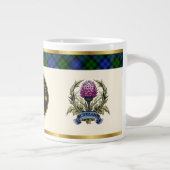Campbell Wappen & Tartan w/Thistle Personalisiert Jumbo-Tasse (Rechts)